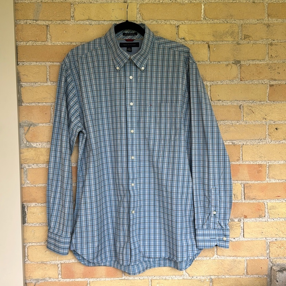 Tommy Hilfiger Men's Blue Plaid Shirt